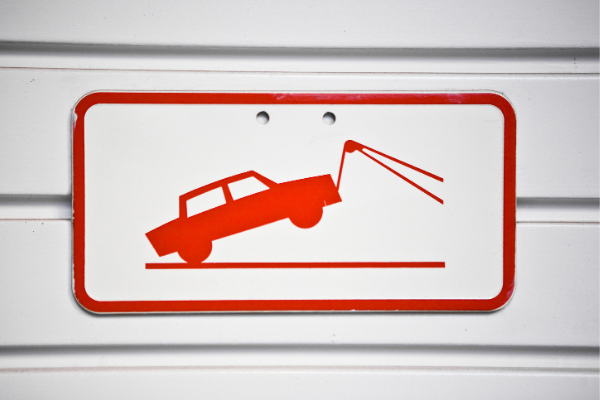 It’s Best to Call a Tow Truck When These 4 Things Happen