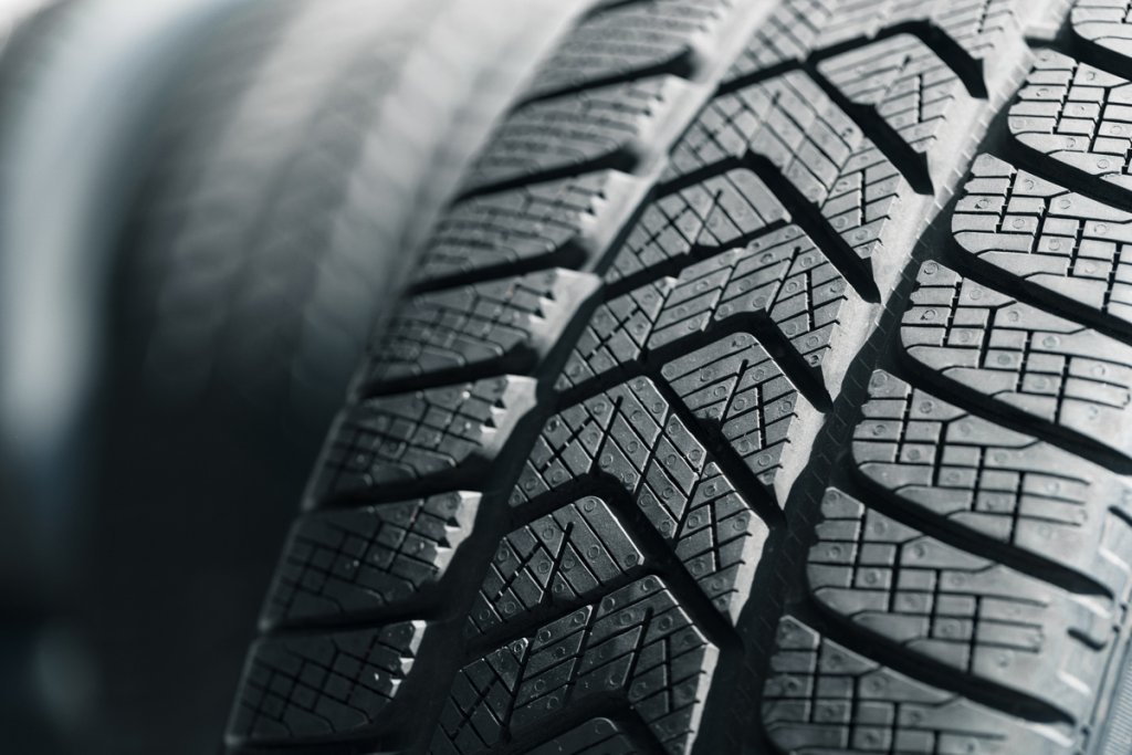 Why You Should Always Choose New Car Tires