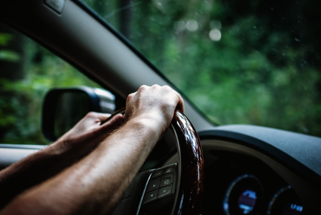 shaking steering wheel when braking